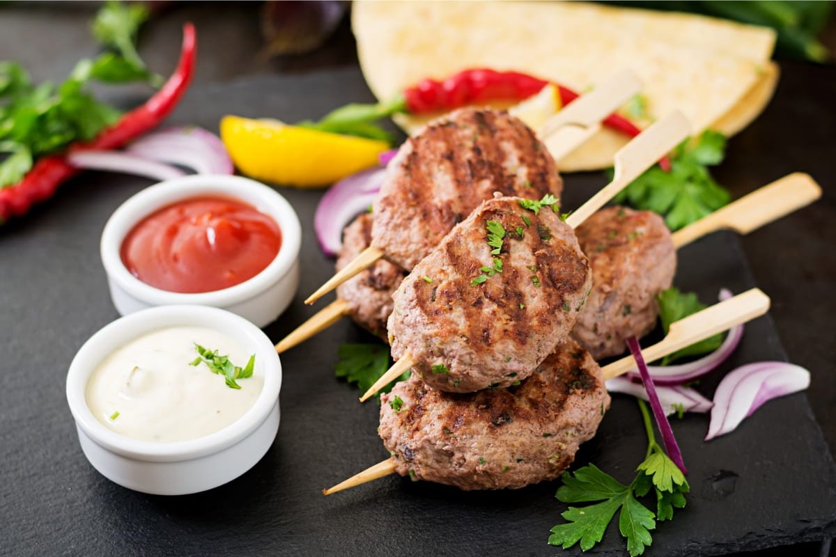 ​9 Iconic Kebabs Around the World: A Budget Travel Guide 2026 Edition